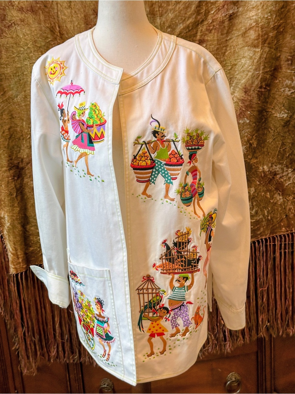 Bob Mackie White Embroidered Market Scene Blazer